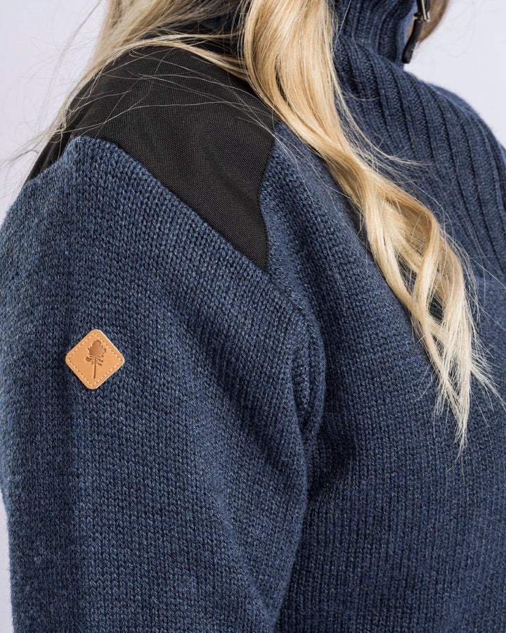 Hurricane dömu peysa